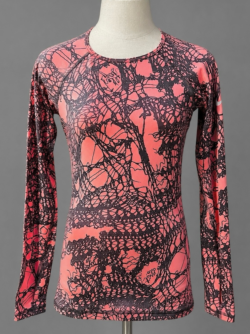 Nike Pro Women’s Active Wear Long Sleeve Top Sz Small Pink Thumb Holes Casual